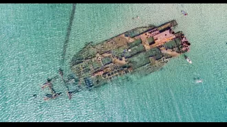 33-year-old UK visitor dies while swimming at well-known Greek wreck site.