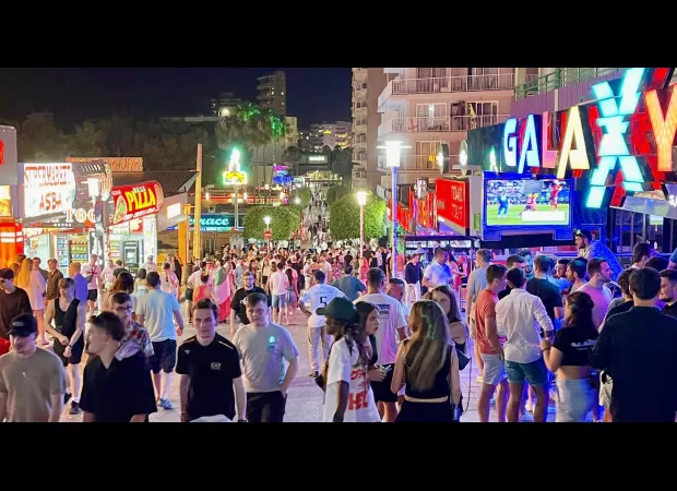 UK traveler dies after collapsing near popular strip in Magaluf.