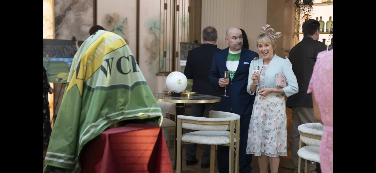 A couple's intimate moment on Coronation Street is interrupted by an unexpected theft.