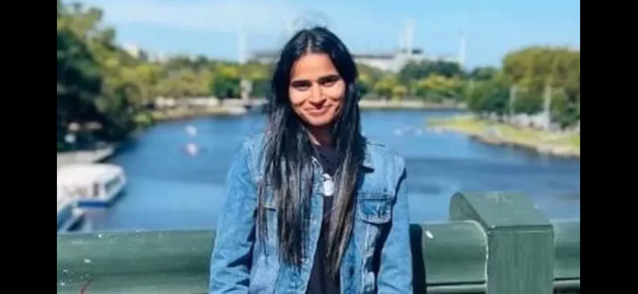 A student passed away on a Qantas flight and is receiving tributes.