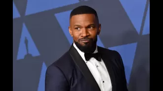 Jamie Foxx discusses hospital stay, 20 days in duration.