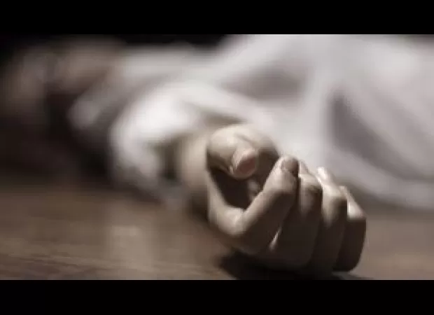 Man brutally kills neighbor by cutting off his head.