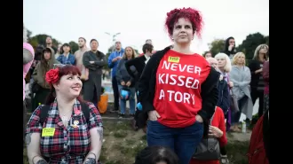 Time to rethink your stance on Tory kissing.