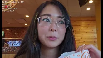 People support woman who complained about streamer recording video in restaurant