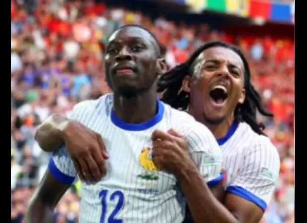 An own goal by Vertonghen in the final minutes sends France to the quarterfinals of Euro 2024.