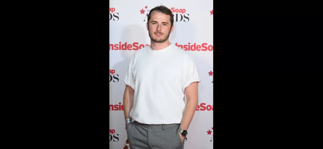 Max Bowden reveals unexpected skills far from his role as EastEnders' Ben Mitchell.