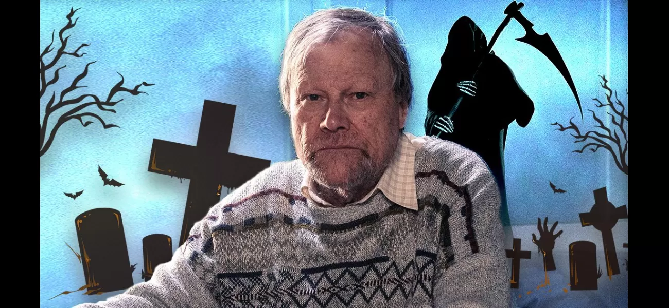 Roy in danger of dying on Coronation Street as villain comes back for gang attack.
