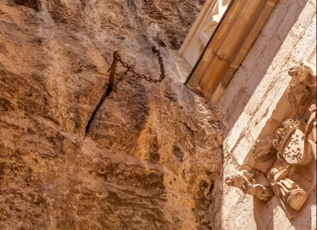 Legendary sword, 'Excalibur', stuck in rock for centuries, vanishes without explanation after 1,300 years.