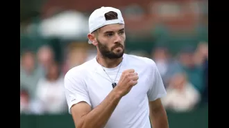 British newcomer Jacob Fearnley takes on Novak Djokovic in today's Wimbledon match.