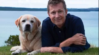 Australian comedian dies unexpectedly while in France due to a freak accident.