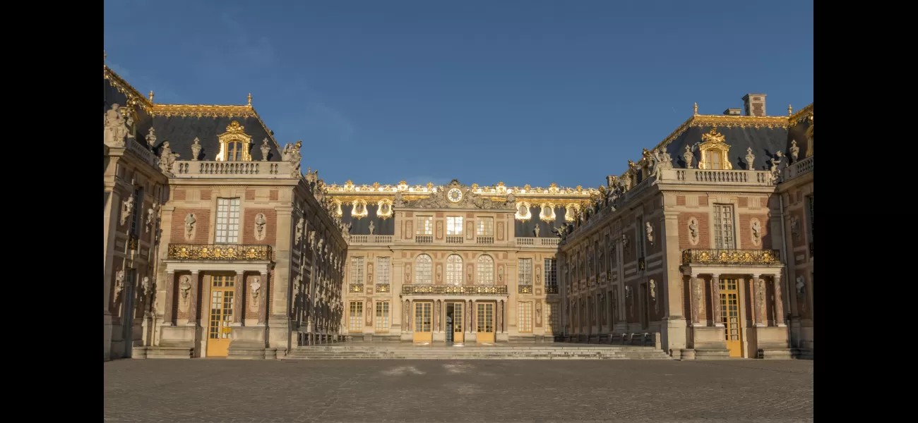 Security breach leads to intrusion by troops at Palace of Versailles.