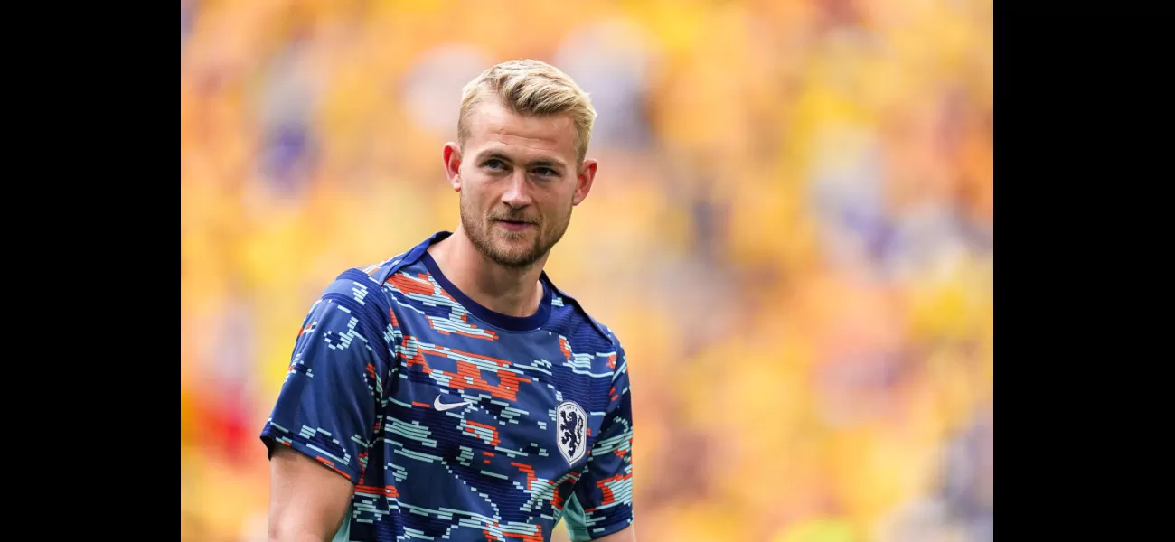 Manchester United veterans advise Erik ten Hag not to sign 'inexperienced' Matthijs de Ligt.