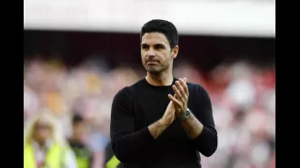 Arteta discusses Arsenal's hunt for a striker and plans for summer signings.