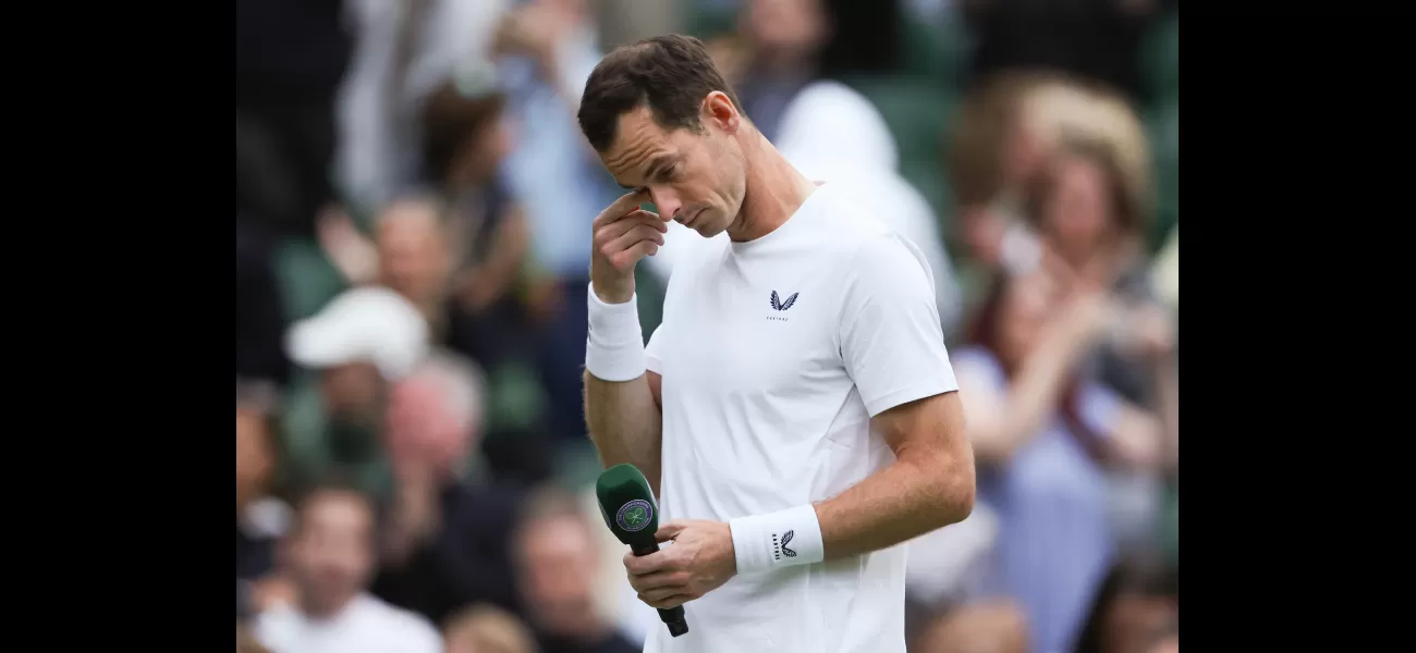 Murray becomes emotional in front of family during Wimbledon speech.