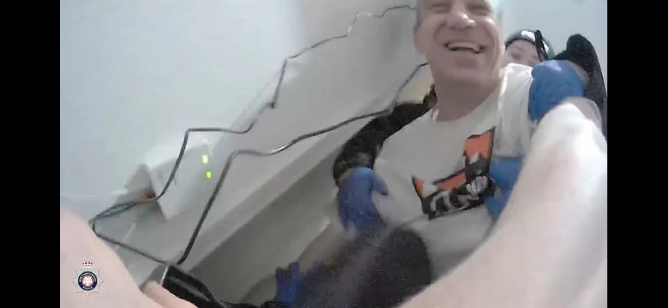 Police officer attacked by man with knife while trying to make an arrest, man found the situation amusing.