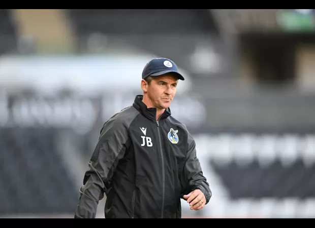 Barton agrees to increase payment to Vine for insulting him as a 'bike nonce'.