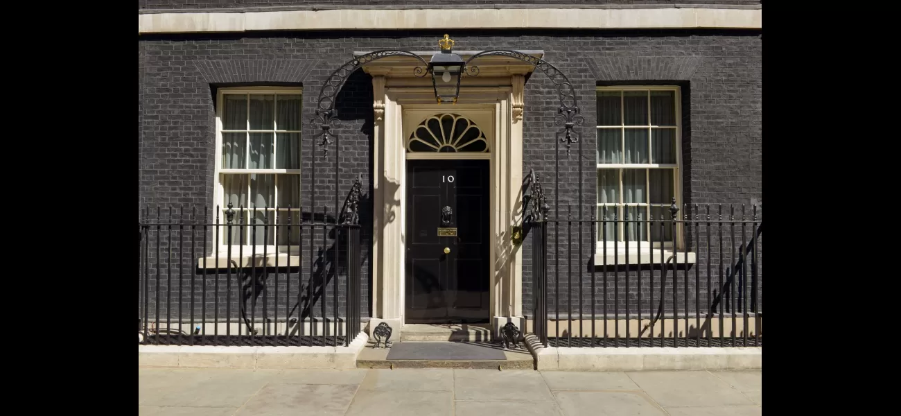 Is Number 10 Downing Street the actual residence of the Prime Minister?
