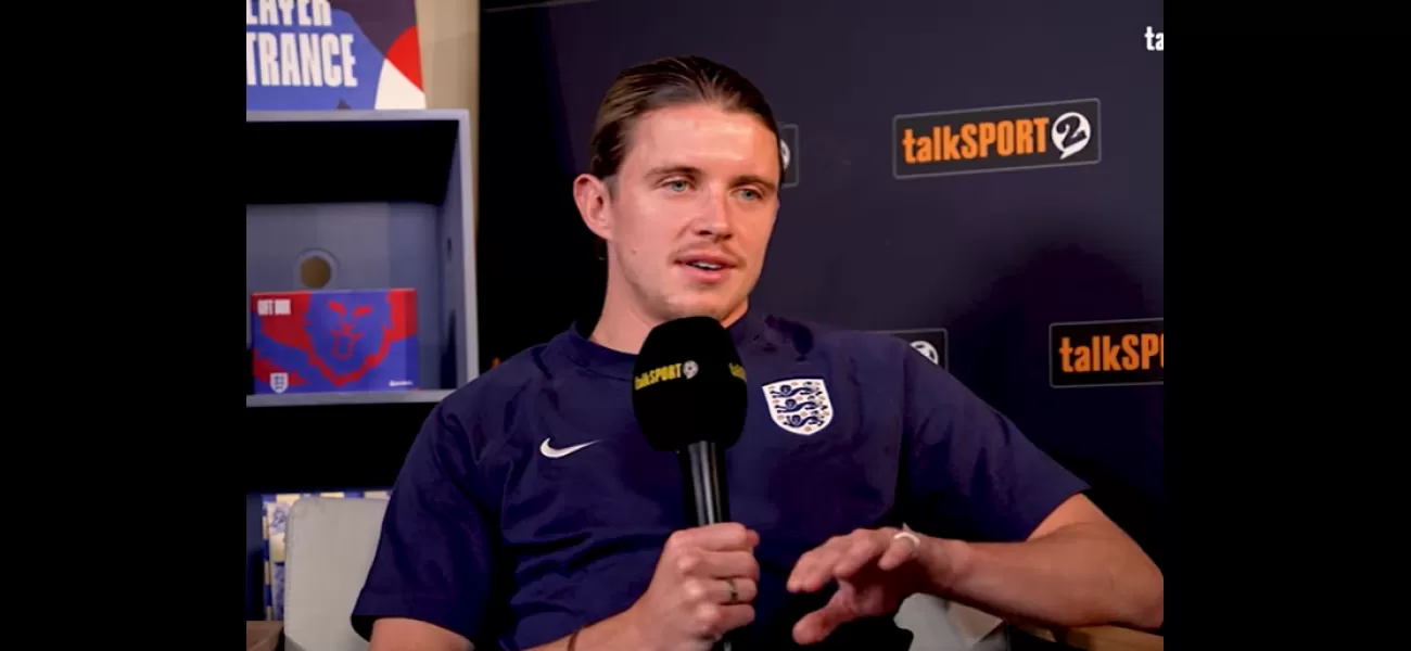 Chelsea's Conor Gallagher believes Arsenal's Declan Rice is among the top five midfielders globally.