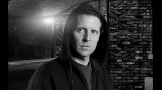Nathan from Corrie seeks revenge from behind bars as Sarah's fear grows.