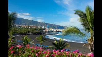 Tenerife's top beach bans swimming, causing holiday concerns for tourists.