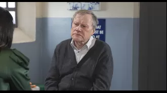 A new Coronation Street video shows a big surprise for Roy as he greets Lauren.