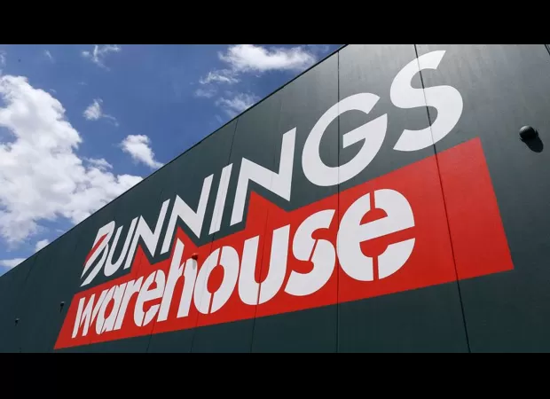 Cops search for 3 suspects who stabbed man at Bunnings, escaped in stolen vehicle.