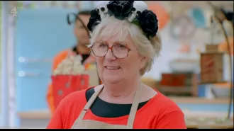 British baking show celebrity Dawn Hollyoak has passed away at the age of 61.