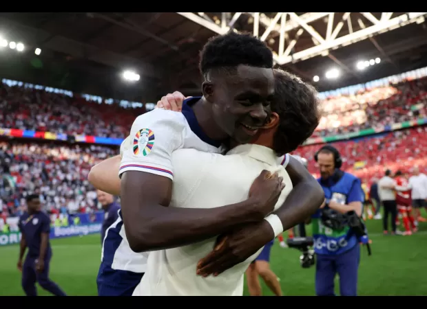 Saka reaches out to former Arsenal leader Xhaka after eliminating him from Euro 2024.
