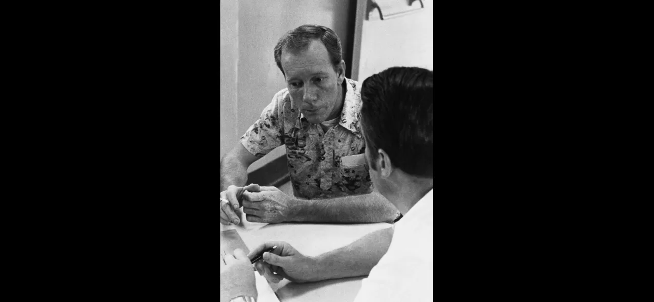 A hitchhiker recounts his terrifying experience surviving a ride with a serial killer.