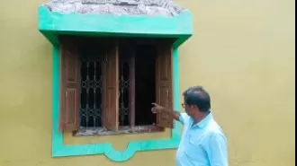 Retired tehsil worker's home robbed of cash and jewellery.