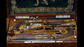 Napoleon's suicide guns sold in France for £1.4 million.
