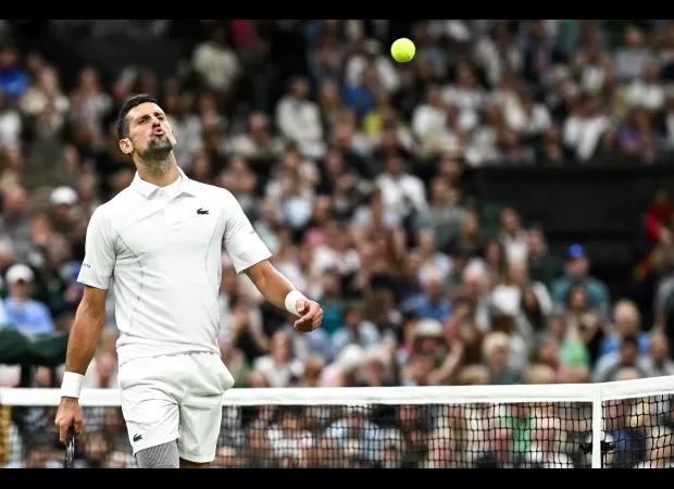 Djokovic criticizes Wimbledon crowd for being disrespectful during his speech.