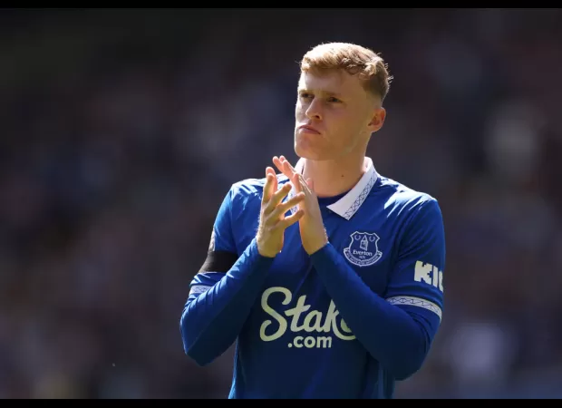 Man Utd offers better deal for Everton's Jarrad Branthwaite in second bid.