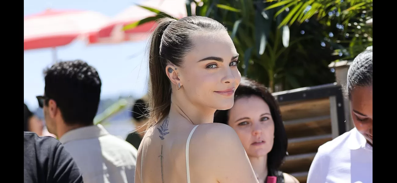 Model Cara Delevingne shares story of not recognizing famous musician.