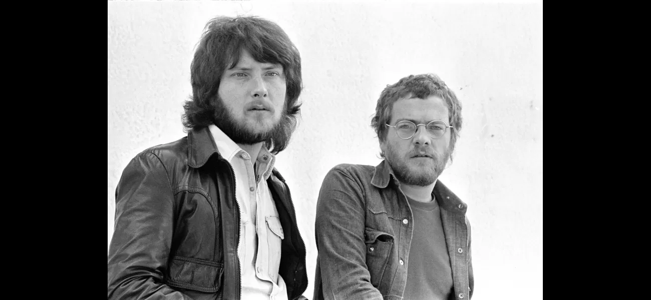 Joe Egan, who co-founded Stealers Wheel, has passed away at the age of 77.