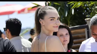 Model Cara Delevingne shares story of not recognizing famous musician.