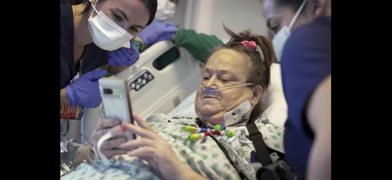 Elderly woman who received pioneering pig kidney transplant and artificial heart has passed away.