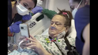 Elderly woman who received pioneering pig kidney transplant and artificial heart has passed away.