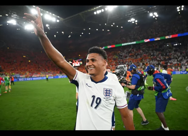 Ollie Watkins gave words of encouragement to Cole Palmer before his game-winning goal against the Netherlands, securing a spot in the Euro 2024 final.