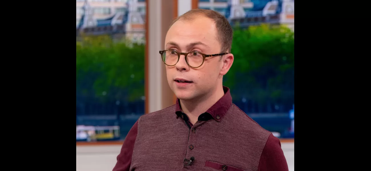 Joe Tracini is struggling with the negative voice in his head that constantly criticizes him.