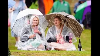 After days of heavy rain, Wimbledon spectators can finally look forward to sunny skies.