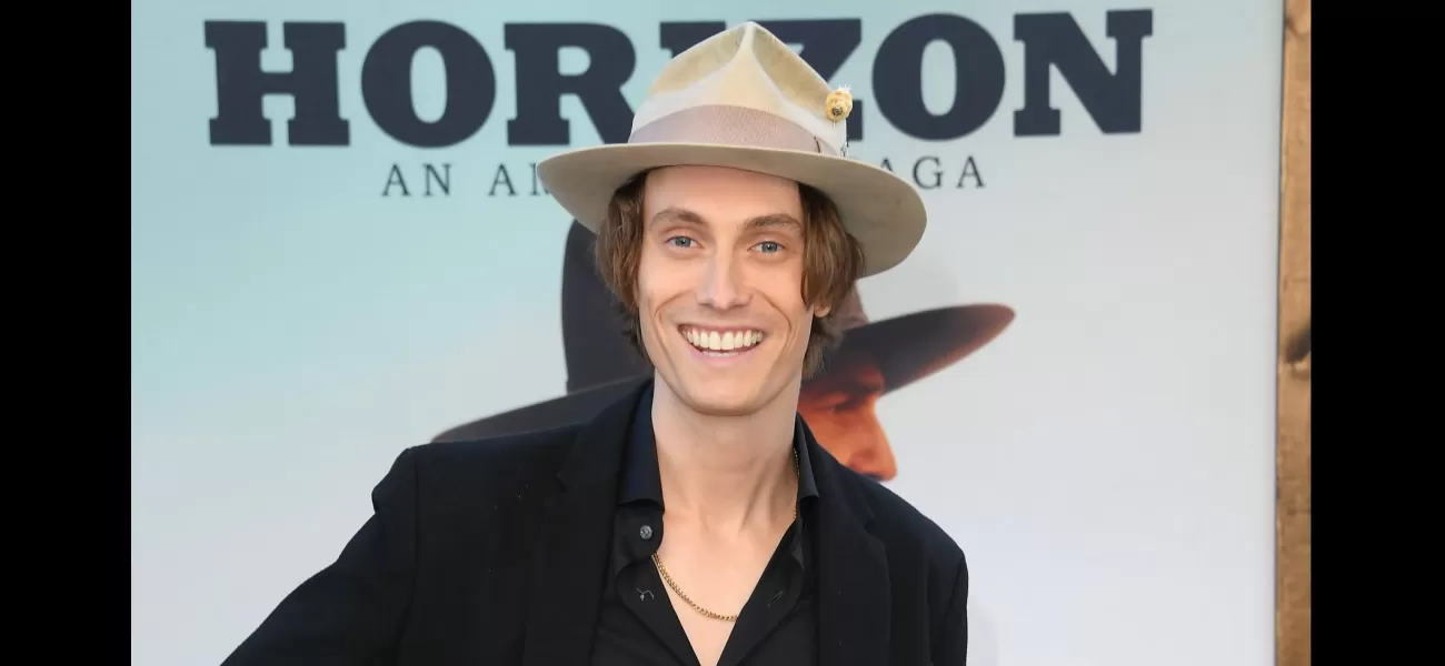 Son of deceased Titanic actor replaces him in 90s film he was supposed to be in.