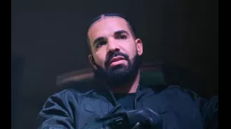 Drake has reached a new milestone as he becomes the first artist to achieve 100 billion streams on Spotify.