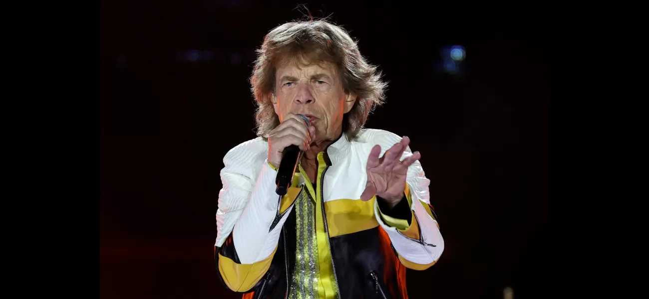 80-year-old Mick Jagger received a negative reaction from the crowd after making a daring comment during his performance.