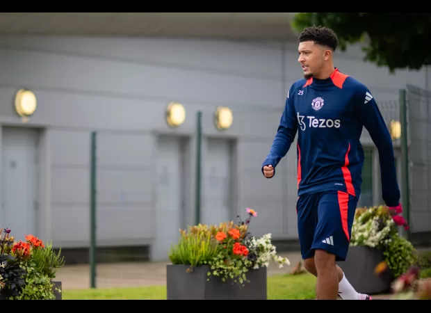 Jadon Sancho seen training with Manchester United after productive discussions with Erik ten Hag.