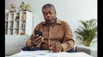 Despite inflation decreasing, senior citizens are still struggling financially, despite receiving Social Security benefits.