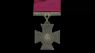 A rare Great War V.C. awarded to a Captain from Edinburgh is expected to fetch over £200,000 at auction.