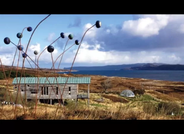 An exhibition of Lotte Glob's work in Ullapool received positive reviews.