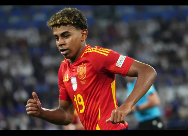 Kane praises Spain player Yamal before Euro 2024 final against England.