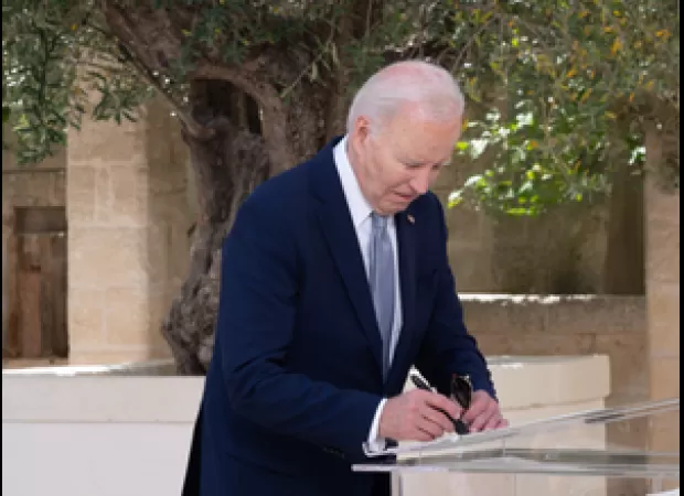 Biden creates legislation to protect Tibetan human rights.